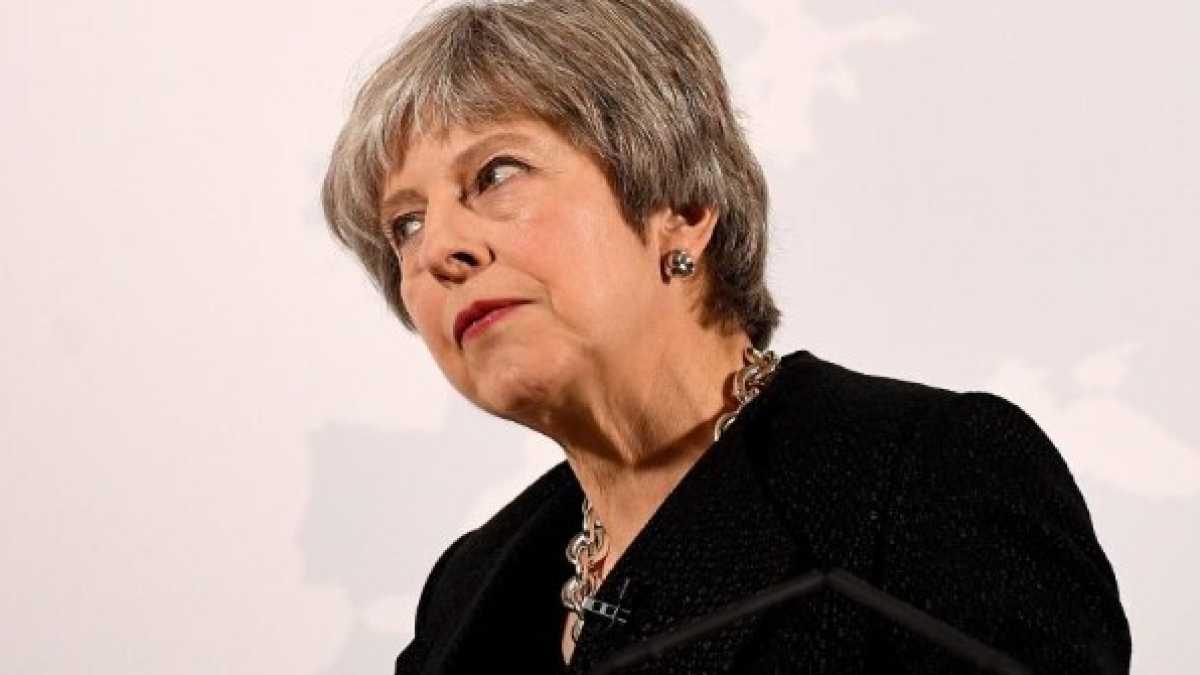 Immagine di Theresa si fa più soft