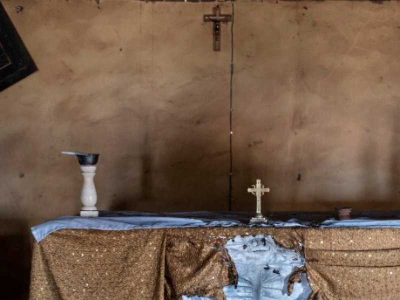 La chiesa di Saint Moses, nel villaggio di Bakin Kogi nel nord ovest della Nigeria, colpita da un attentato a fine 2016 (foto LaPresse)