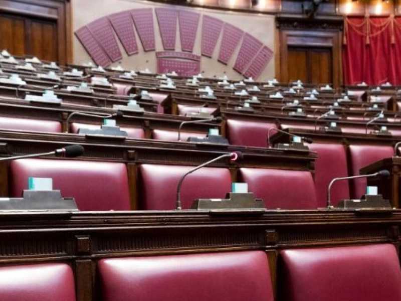 È finito il tempo delle “personalità forti” per Camera e Senato. Forse è meglio così