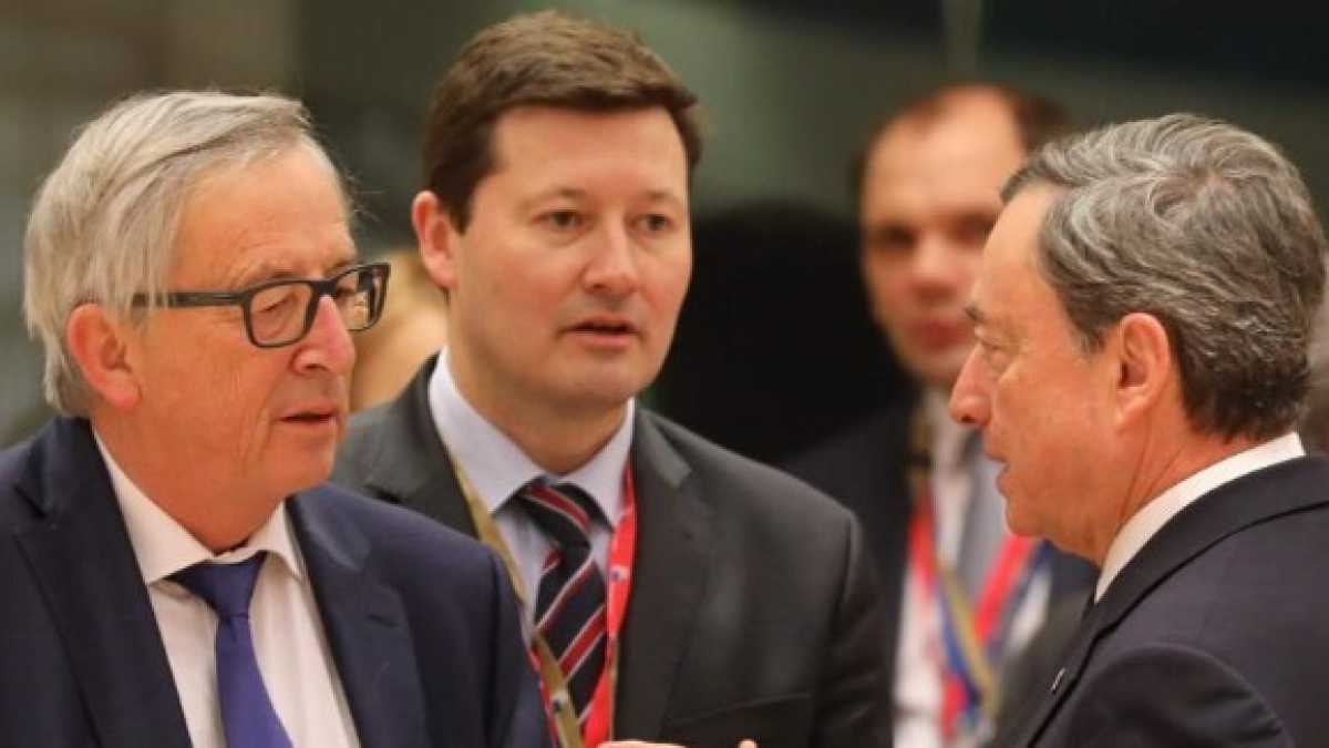Immagine di Così Selmayr vuole restare il padrone della Commissione Ue