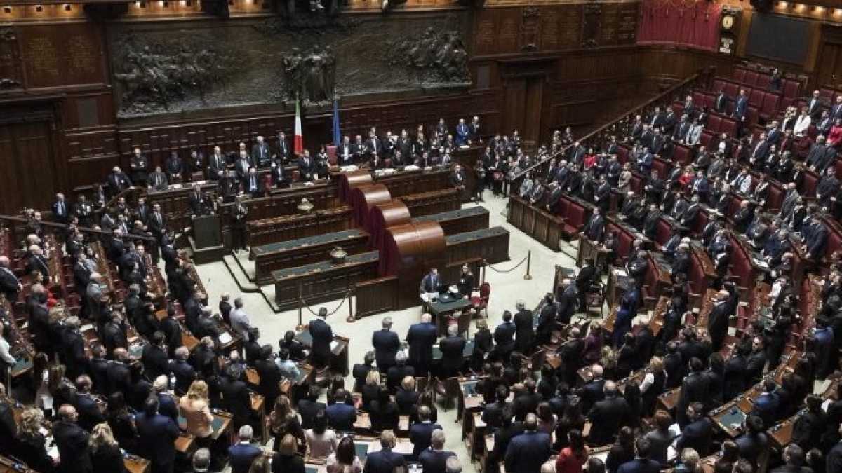Immagine di Agenda per i vincitori e guardaroba per il Pd