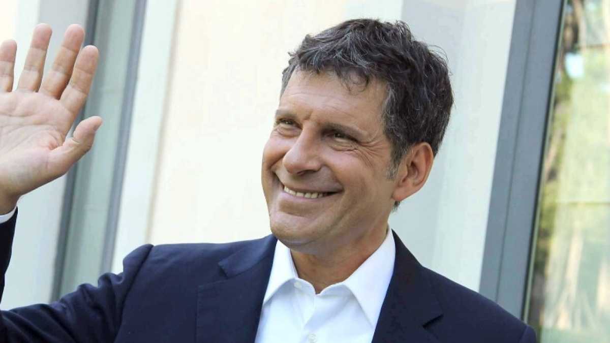Immagine di Addio a Fabrizio Frizzi. "Grazie per tutto l'amore"