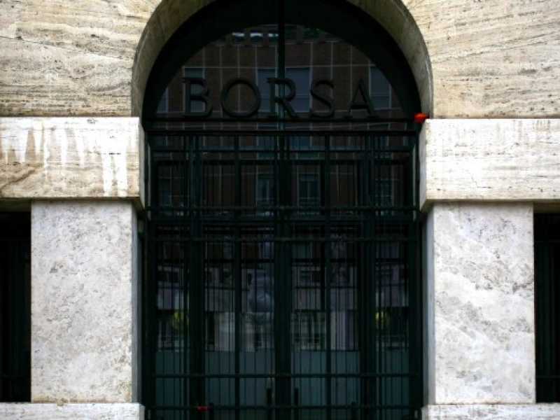 La Borsa di Milano (foto via Wikipedia)