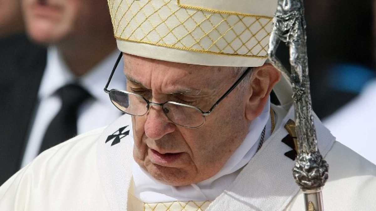 Immagine di Se la chiesa non cambia il mondo, tanto vale che s’adegui al mondo. Ma funziona?