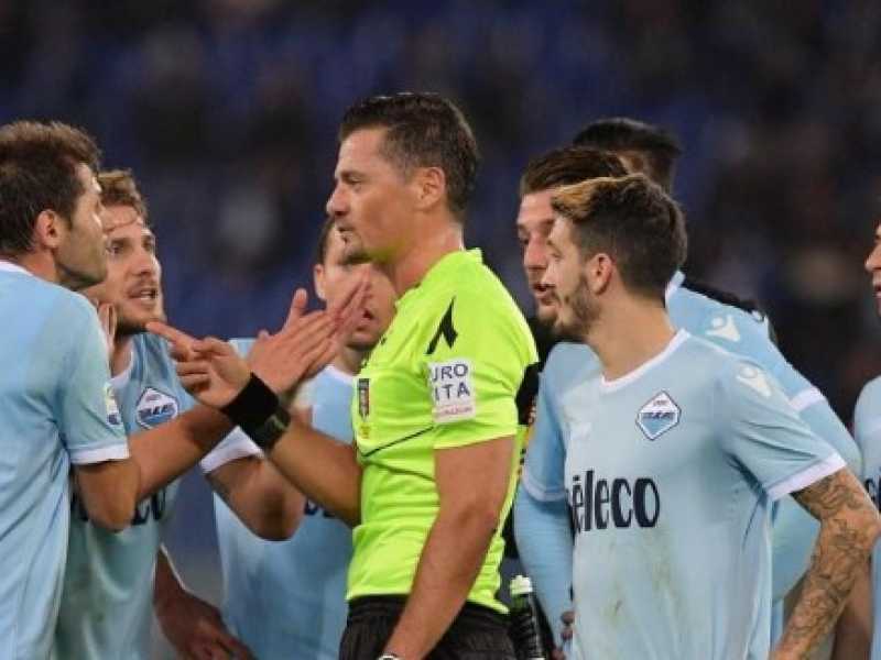 Arbitri a processo