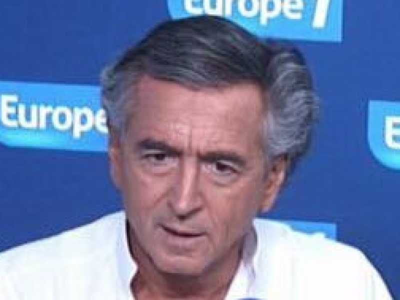 Foto tratta dal profilo Facebook di Bernard-Henri L&eacute;vy