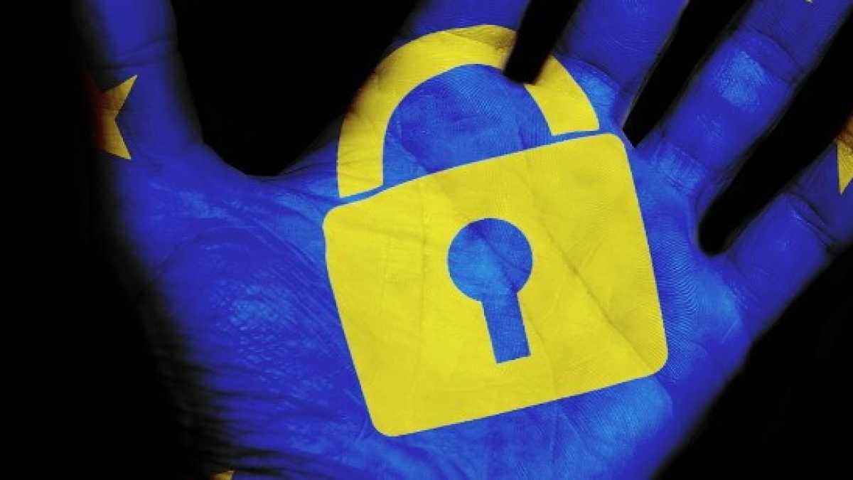 Immagine di Perché, dopo lo scandalo Facebook, adesso tutti guardano al modello europeo