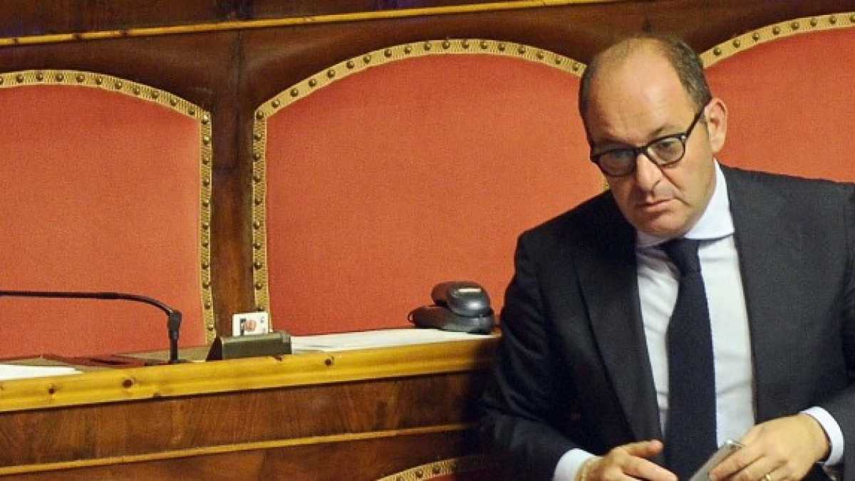Immagine di Il senatore Caridi, che non era da arrestare