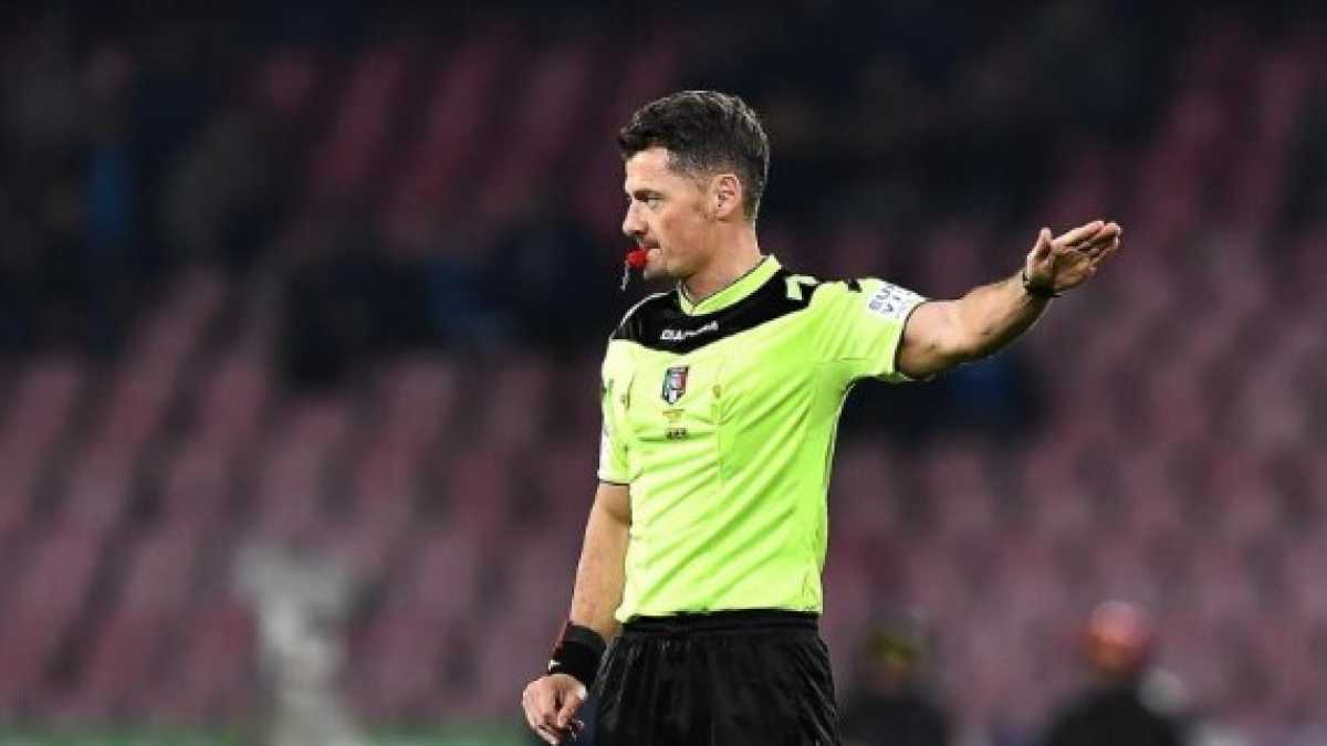 Immagine di Cornuti o no, qualcuno salvi gli arbitri