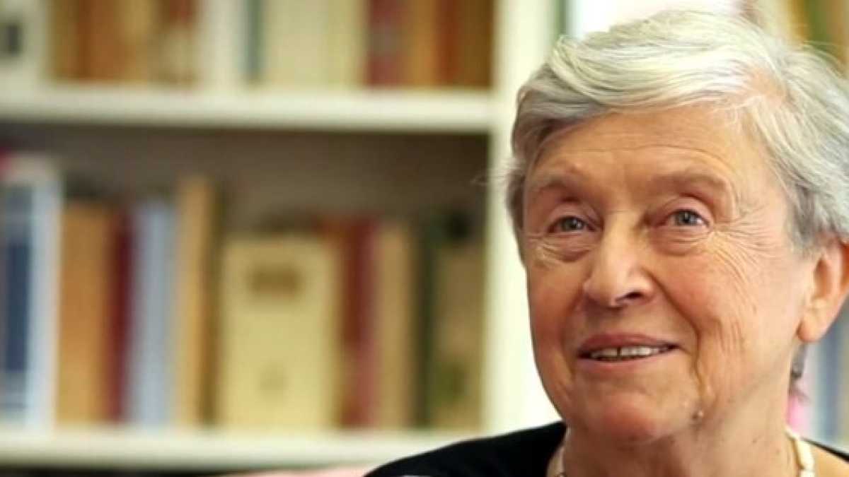 Immagine di L'indicibile fortuna di nascere donna