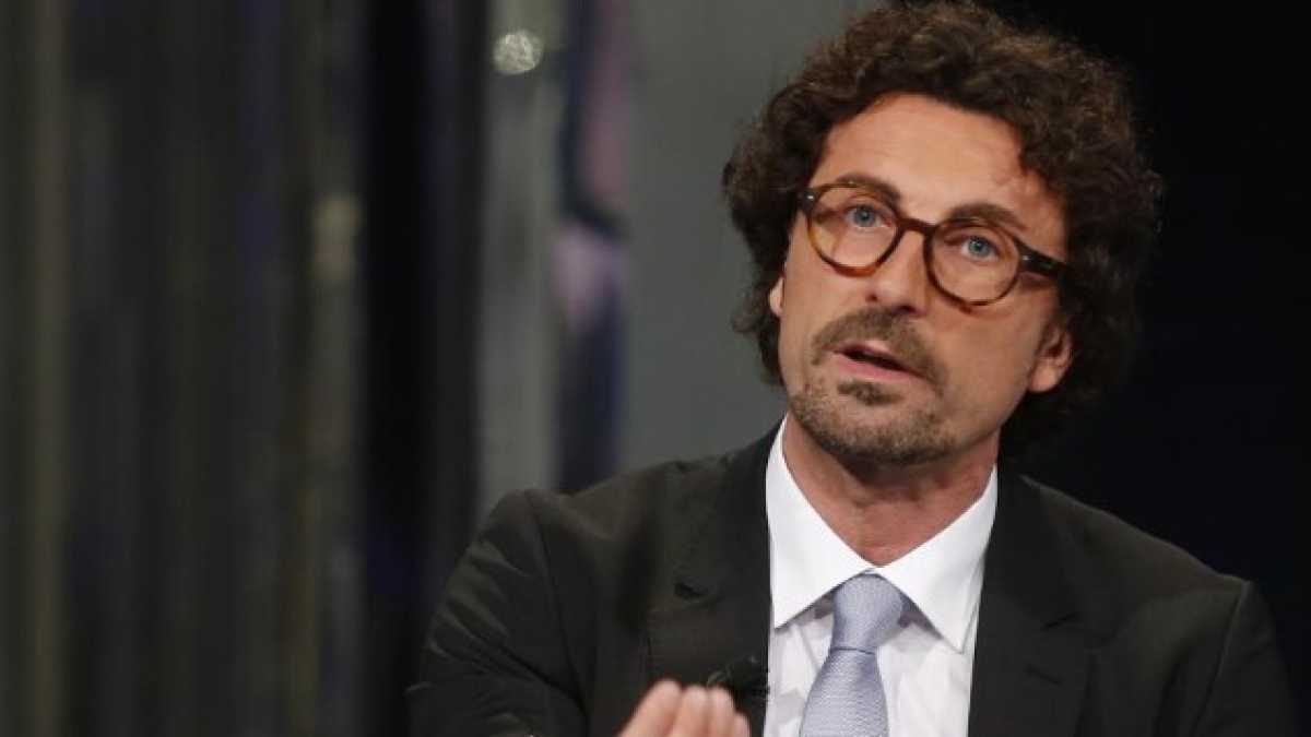 Immagine di La strana strategia del M5s e le morti per morbillo. Di cosa parlare a cena