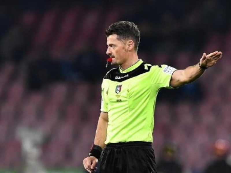 L'arbitro Giacomelli (foto LaPresse)