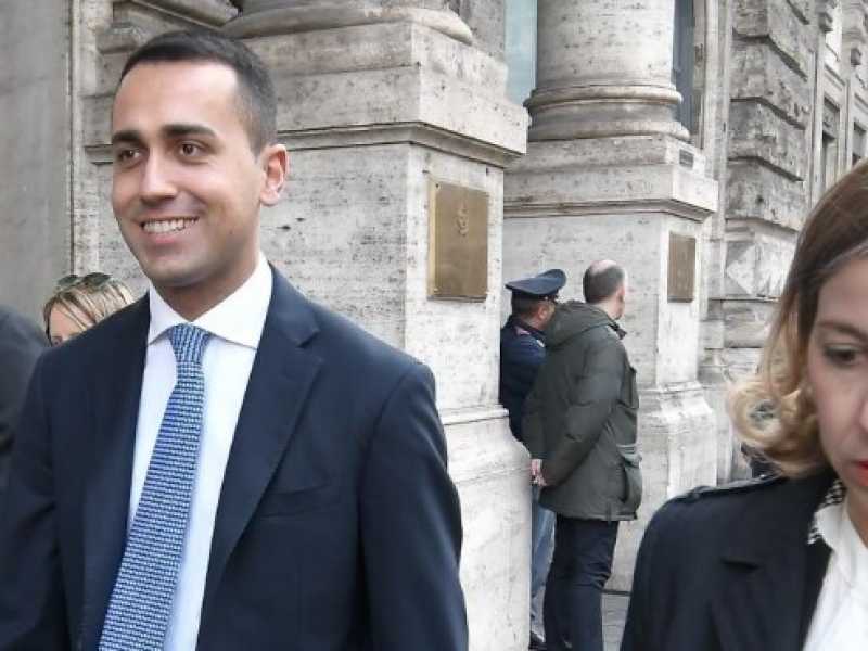 Danilo Toninelli, Luigi Di Maio e Giulia Grillo (foto LaPresse)