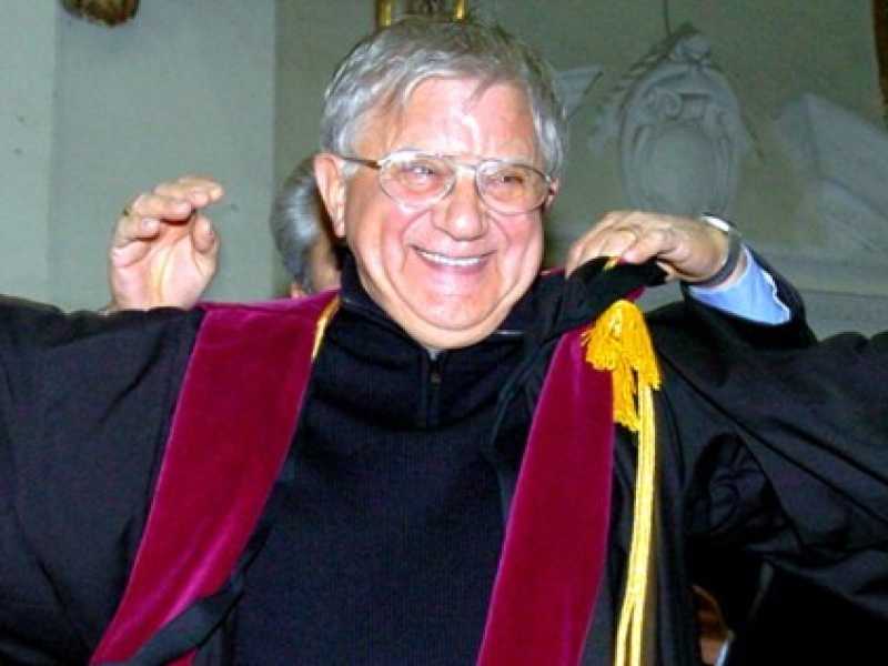 Don Antonio Mazzi. Foto LaPresse