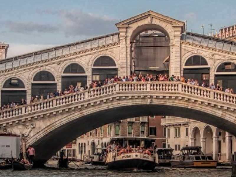 Il ponte di Rialto (foto Pixabay)