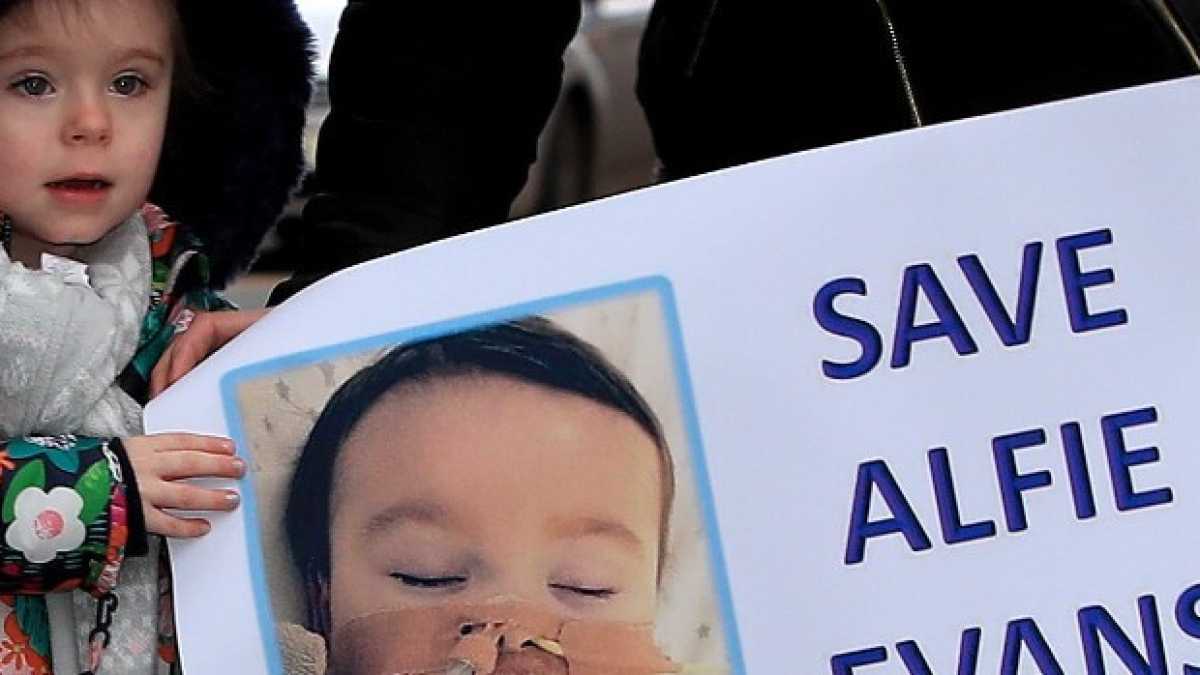 Immagine di Alfie Evans, il silenzio dell’innocente