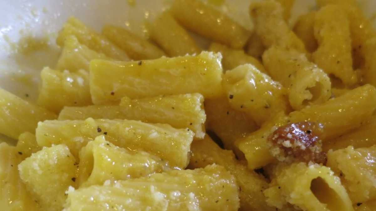 Immagine di Dalla Carbonara ai carciofi alla giudia: le guerre della cucina romana