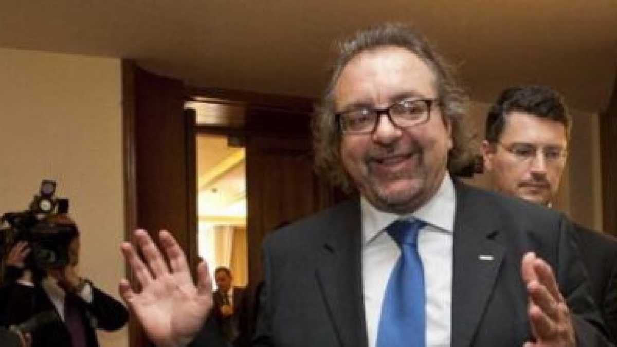 Immagine di Il grillino Giarrusso: "Riconoscere Berlusconi? Certo, come pregiudicato e frequentatore di prostitute minorenni"