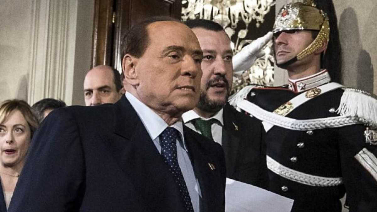 Immagine di Ah, se il Cav. avesse continuato a fare il presentatore