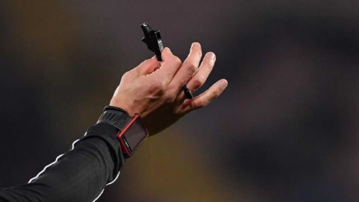 Immagine di Nessun arbitro alla partita: l'unico giudice è Allah