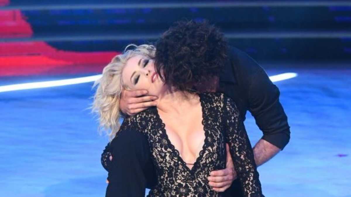 Immagine di L’ansia muove l'universo ma non la tv, è la noia del sabato sera