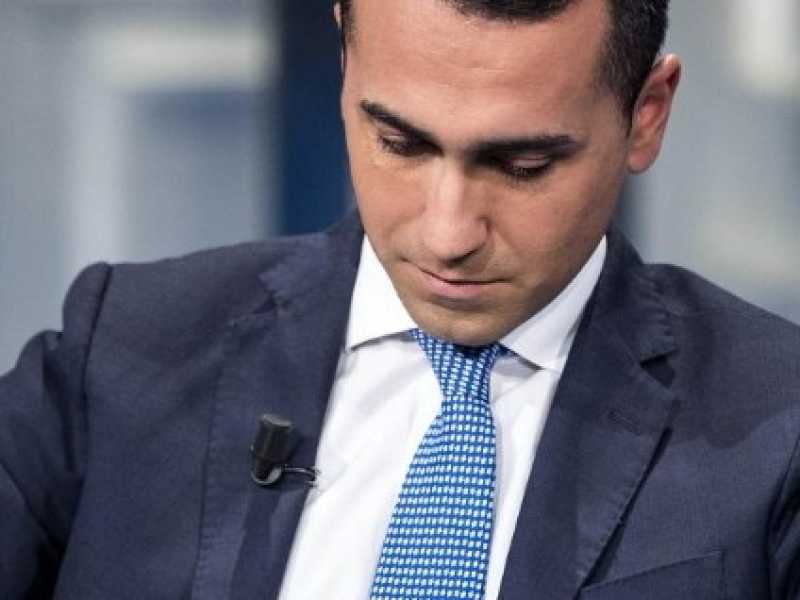 Dalla truffa del programma M5s all'Europa di Macron. Di cosa parlare stasera a cena