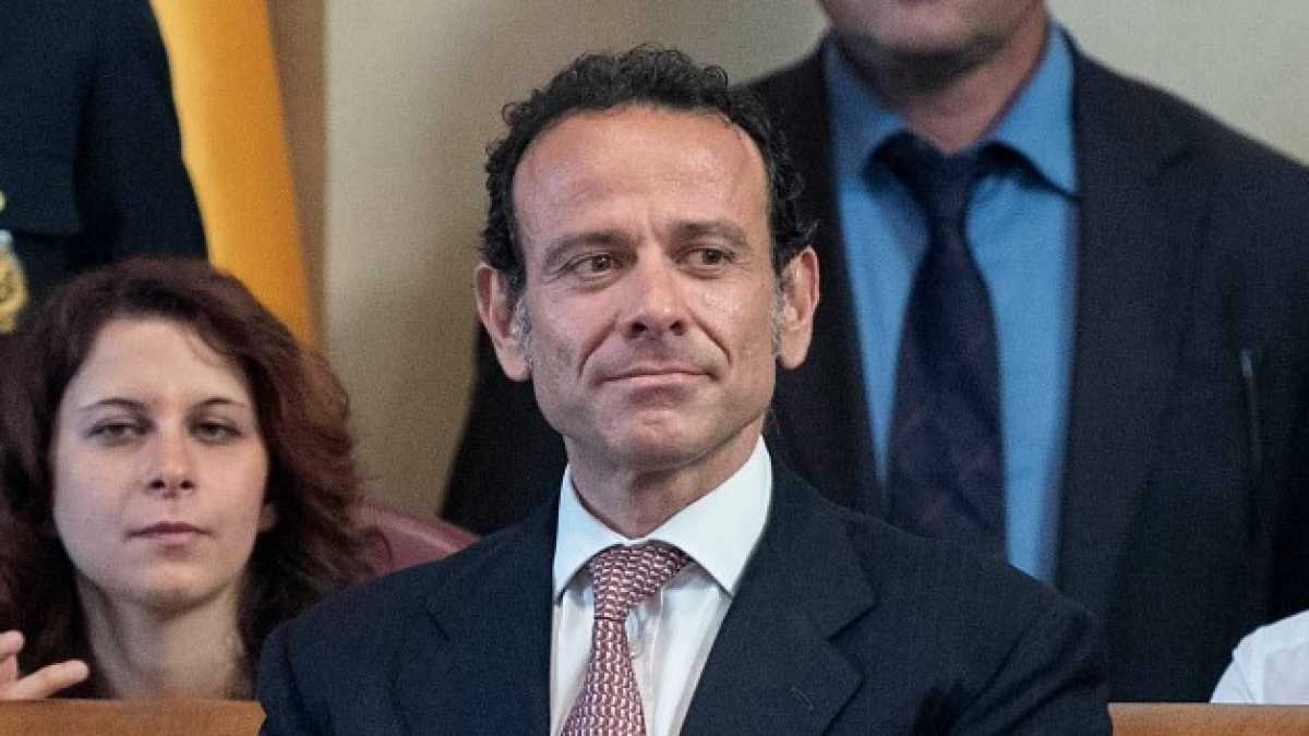 Immagine di I doppi incarichi e la credibilità della Consob. Minenna ci querela