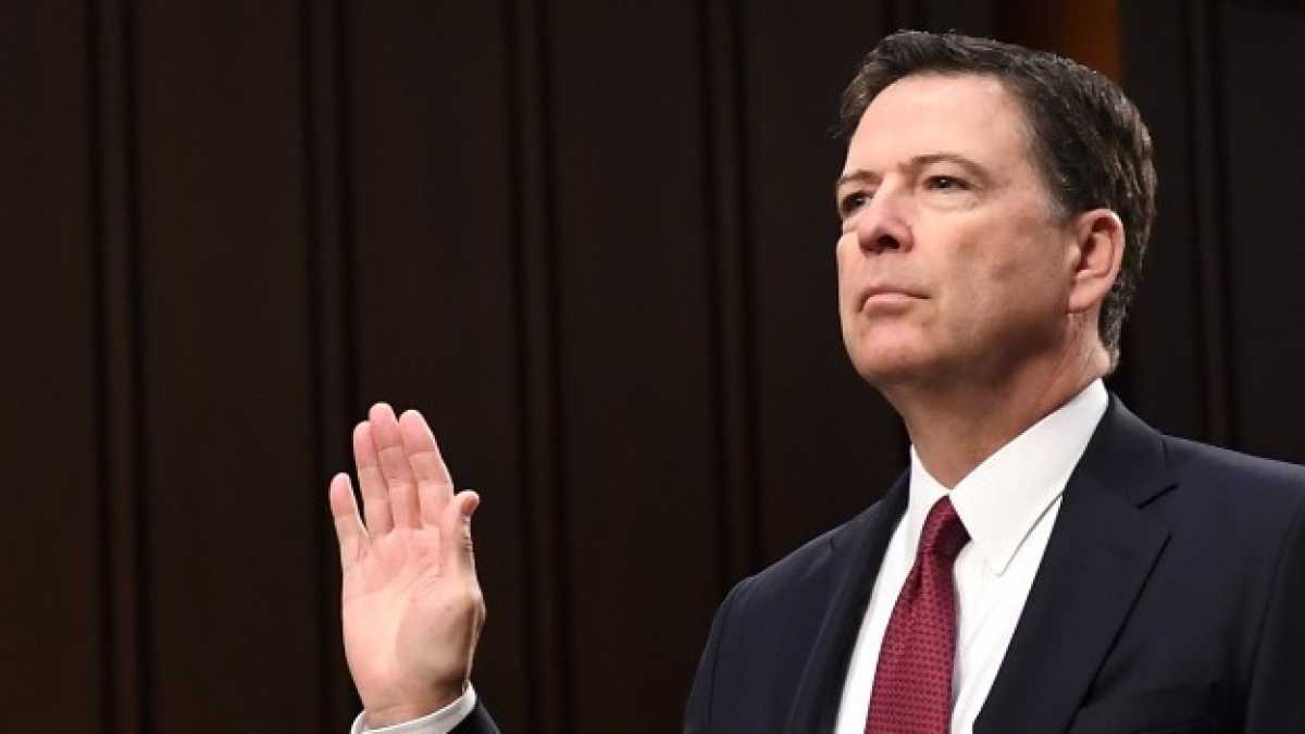 Immagine di Comey-Trump: fango contro fango
