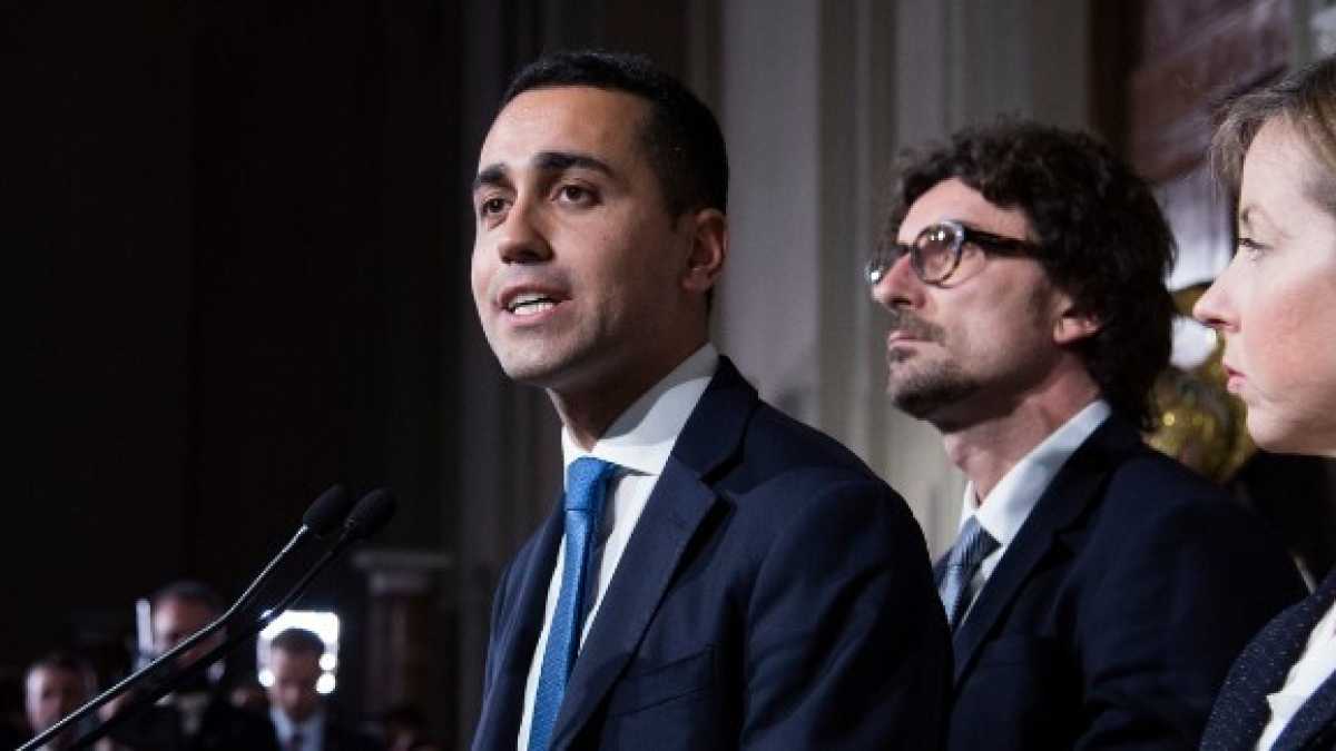 Immagine di Contratto alla grillina
