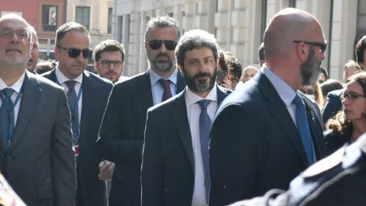 Immagine di Al Quirinale seduti