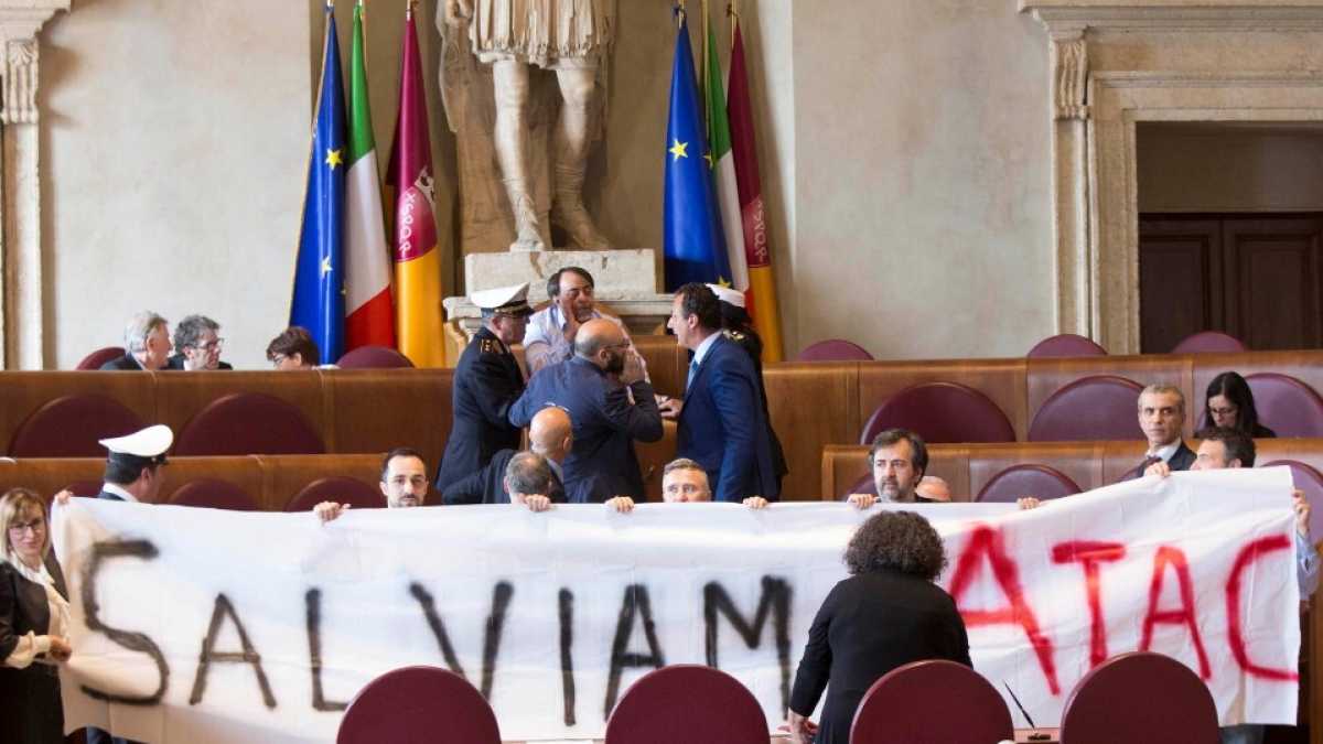Immagine di Un giorno da Raggi
