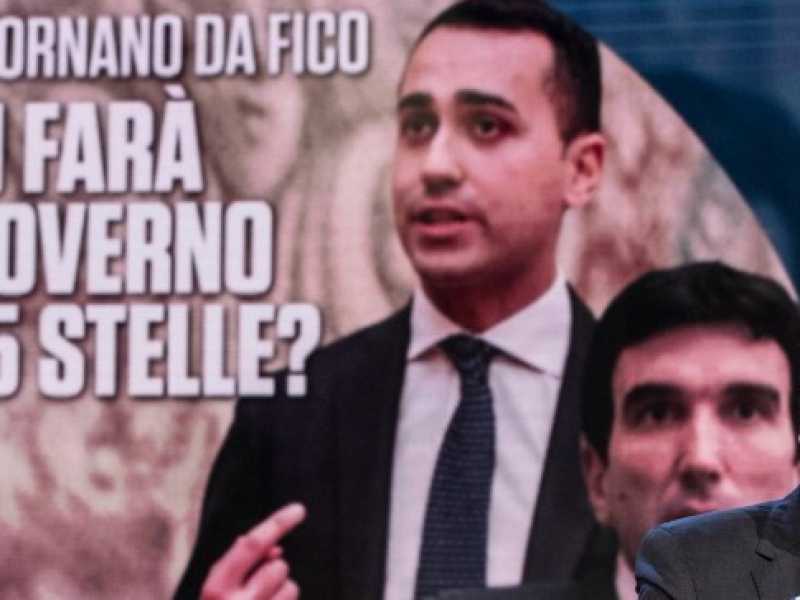Maurizio Martina, Luigi Di Maio e Roberto Fico (foto LaPresse)