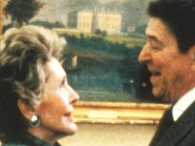 Ronald Reagan con la moglie Nancy (foto LaPresse) 