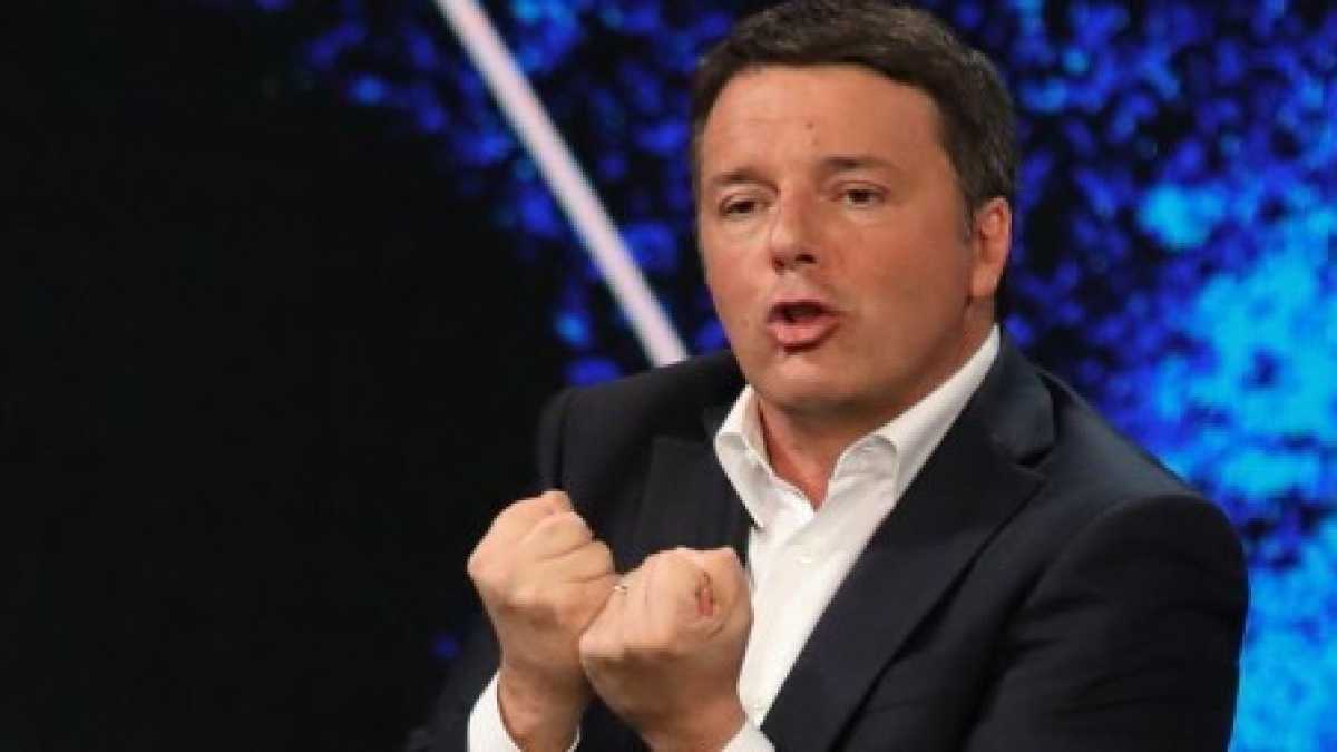 Immagine di Renzi fa sua la proposta del Foglio e torna in campo con la Quinta Repubblica