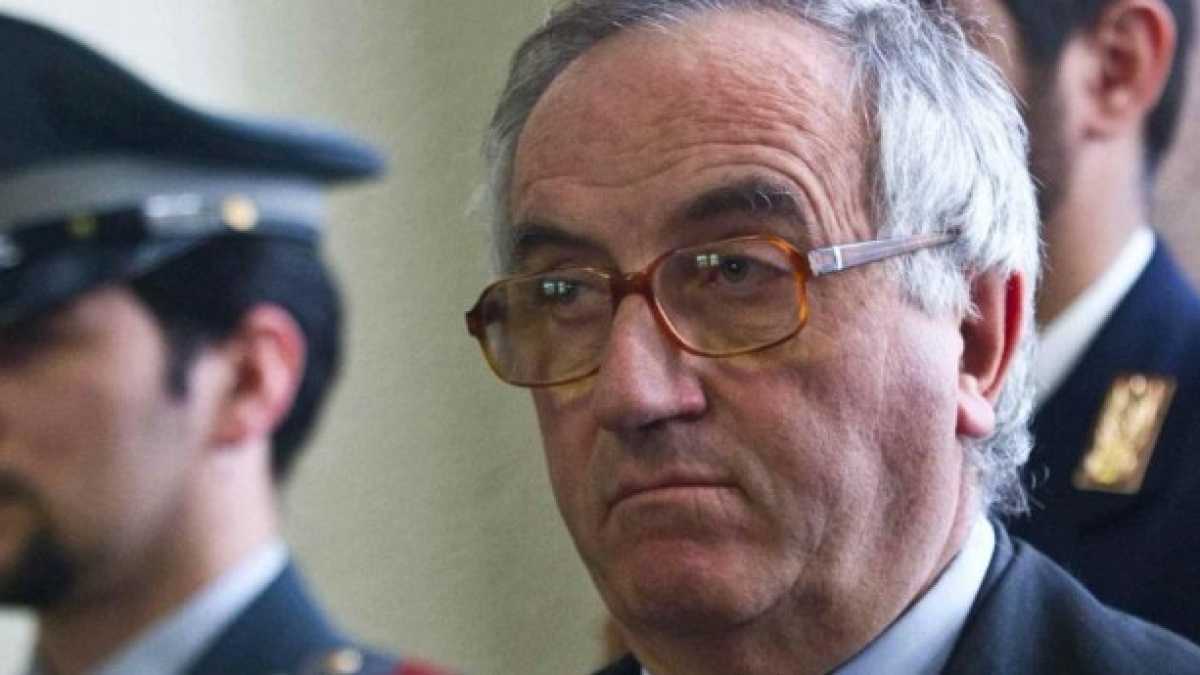 Immagine di La guerra tra Robledo e Bruti Liberati su due modelli di magistratura