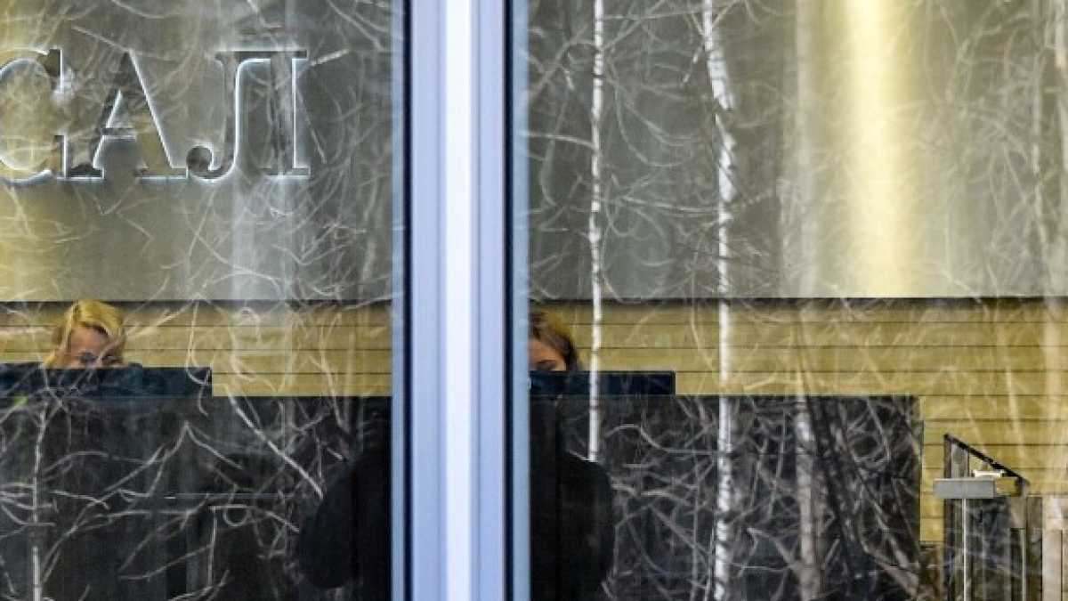 Immagine di Rispettare le sanzioni è criminale, dice Mosca. Ma un oligarca si piega
