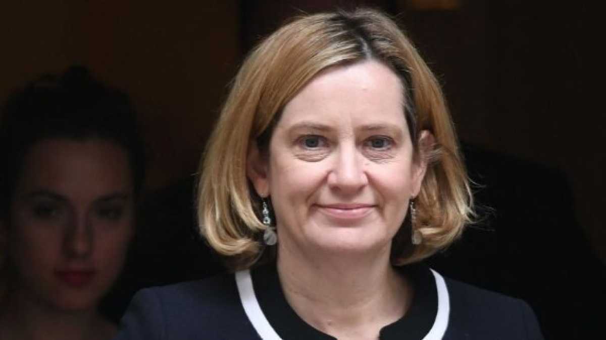 Immagine di Theresa May perde un altro ministro: si dimette Amber Rudd