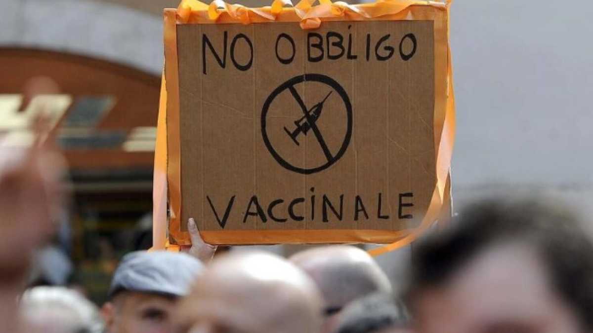 Immagine di I No Vax al tempo del M5s