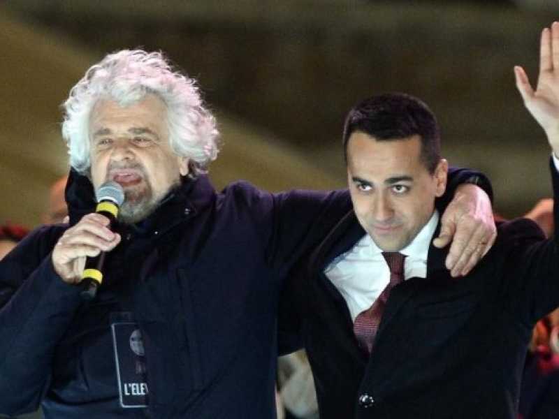 Beppe Grillo e Luigi Di Maio (foto LaPresse)