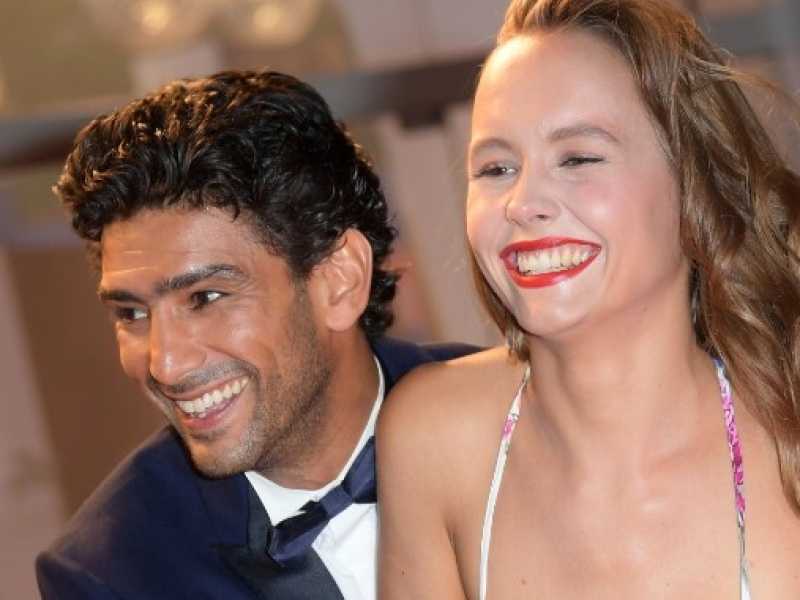 Salim Kechiouche e Lou Luttiau, due degli interpreti del film, alla presentazione di &ldquo;Mektoub&rdquo; all&rsquo;ultima Mostra del cinema di Venezia (foto LaPresse)
