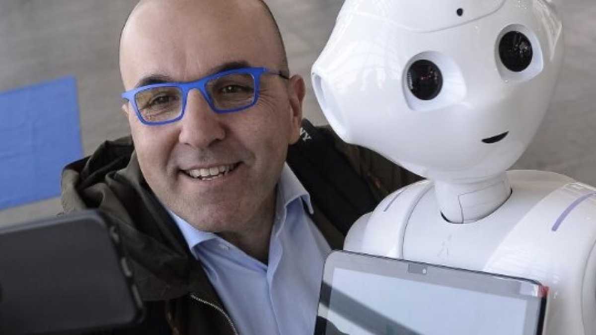 Immagine di Il problema con la tecnologia non è l’automa che ruba lavoro ma la propaganda della paura