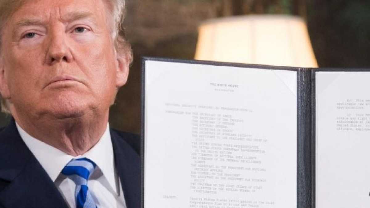 Immagine di Trump, l’Iran e l’accordo “marcio”