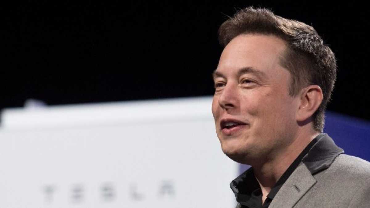 Immagine di Il turpiloquio della politica spiegato a Salvini da Elon Musk