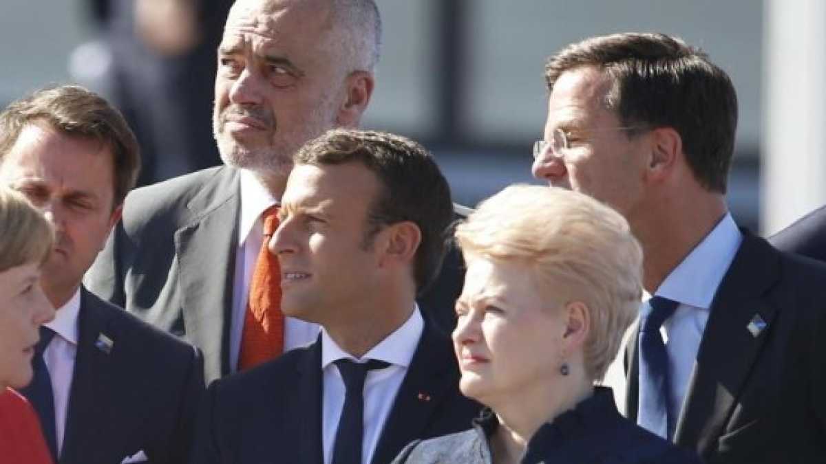 Immagine di L'Europa tra Macron e Orbán