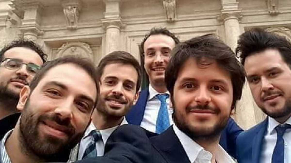 Immagine di La meglio “gioventù” grillina, moderata e incravattata