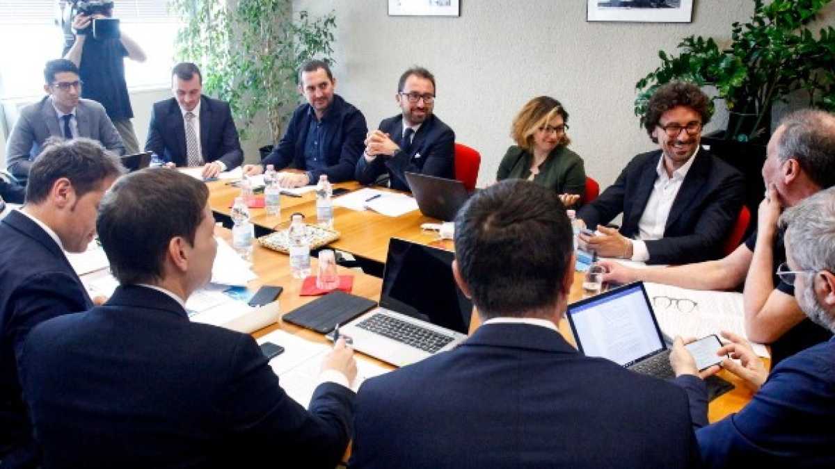 Immagine di Salvini, Di Maio, il dramma del contratto con la figura terza