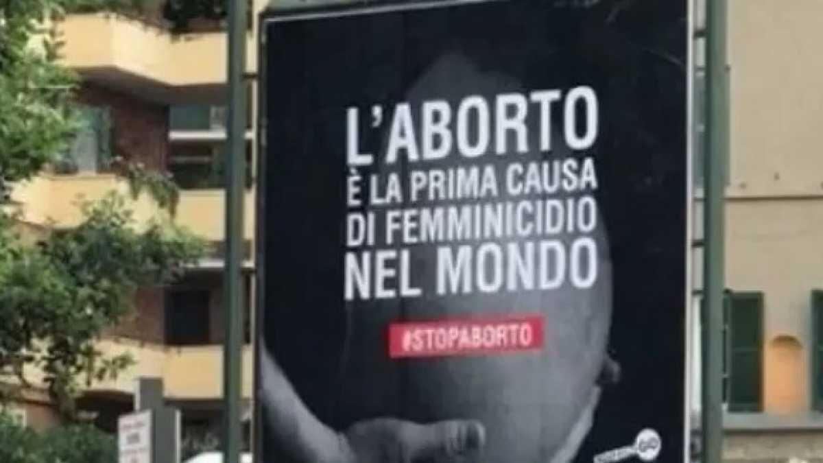 Immagine di Perché agli italiani non interessa parlare di aborto
