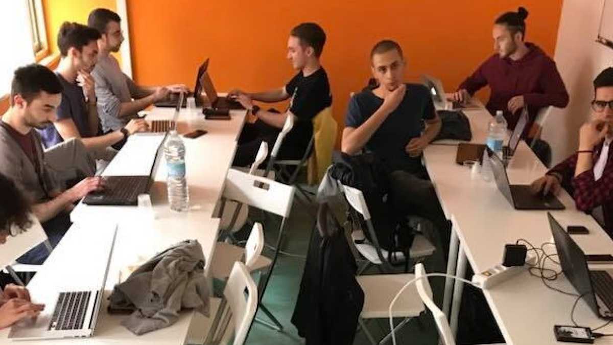 Immagine di A Bologna si prendono gli studenti per mano e gli si insegna a fare impresa