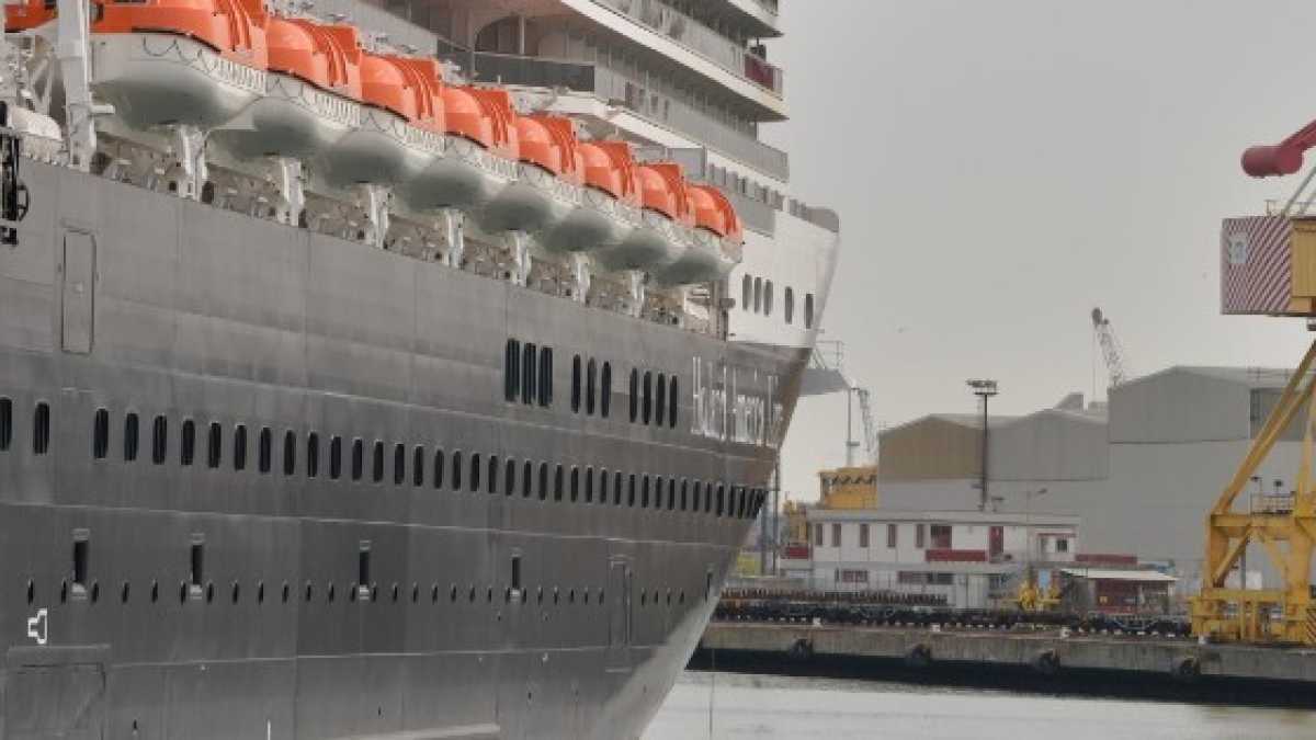 Immagine di Una domanda su lavoro nero e morti bianche al presidente di Fincantieri