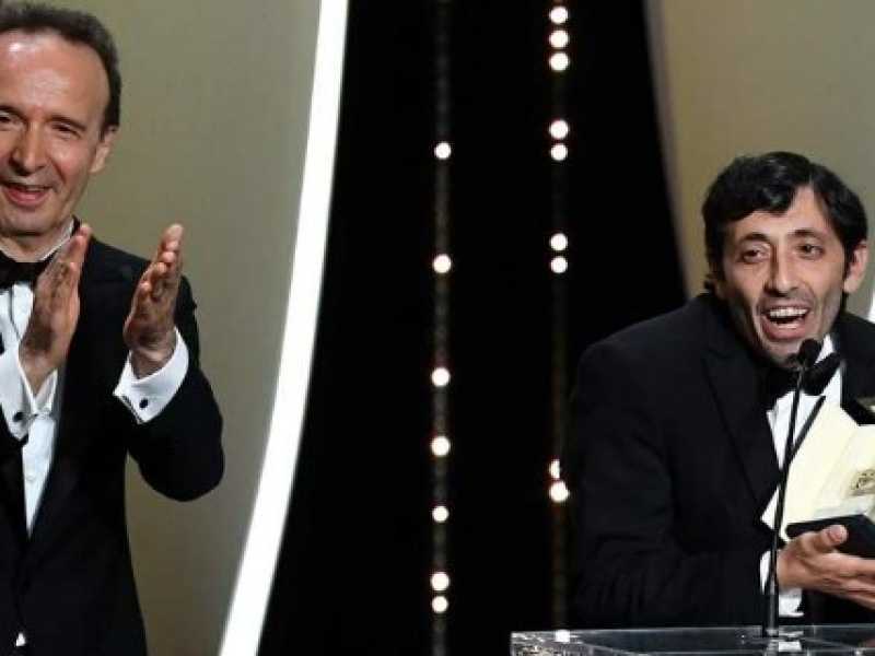 Roberto Benigni e Marcello Fonte, premiato come miglior attore a Cannes (foto LaPresse)